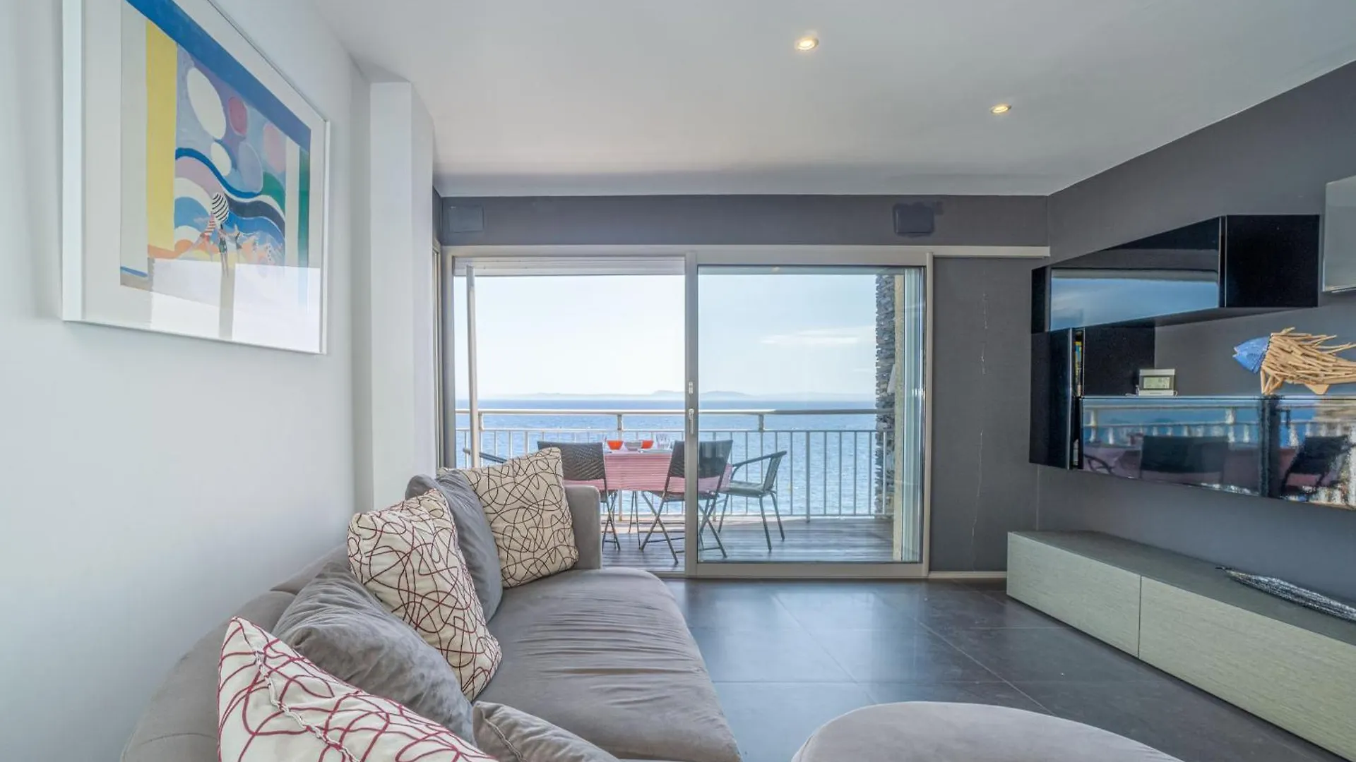416-Apartamento Con Vistas Mar Y Piscina Roses