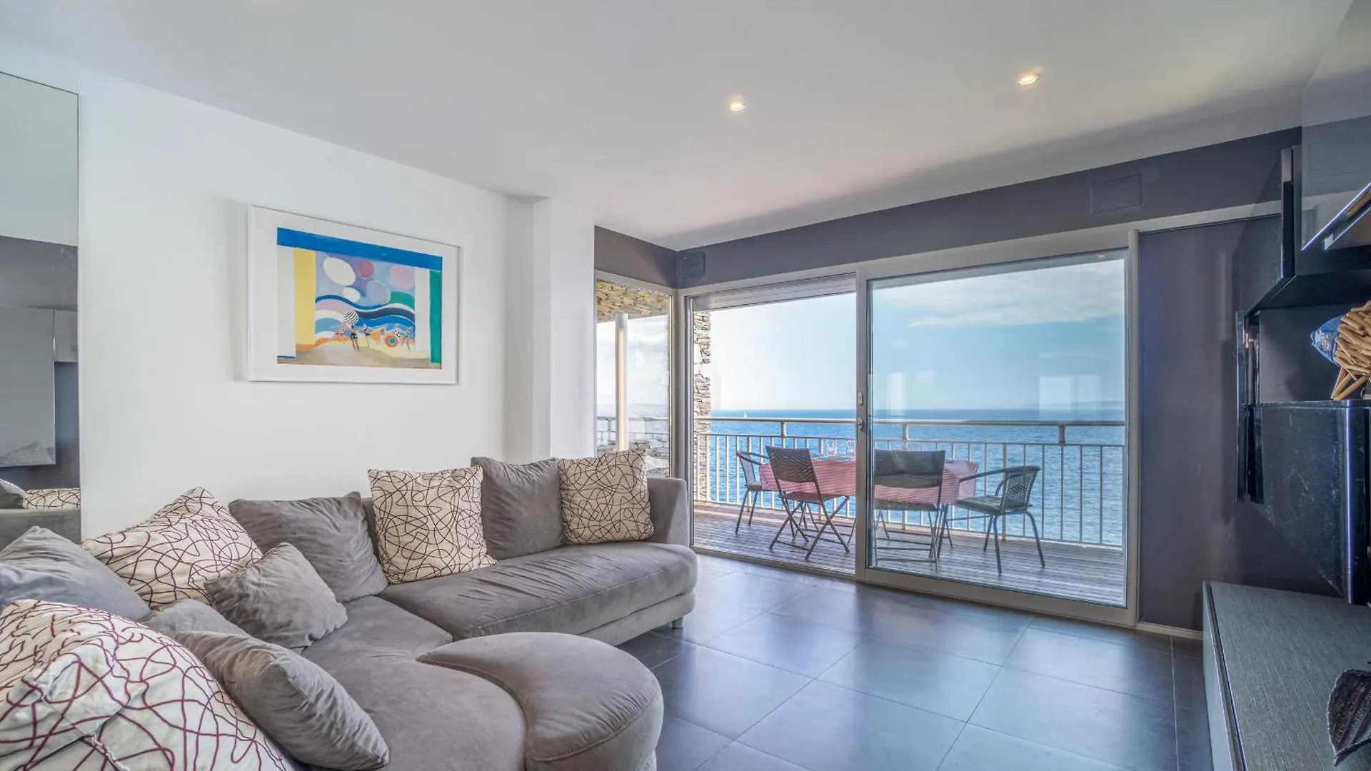 416-Apartamento Con Vistas Mar Y Piscina Roses